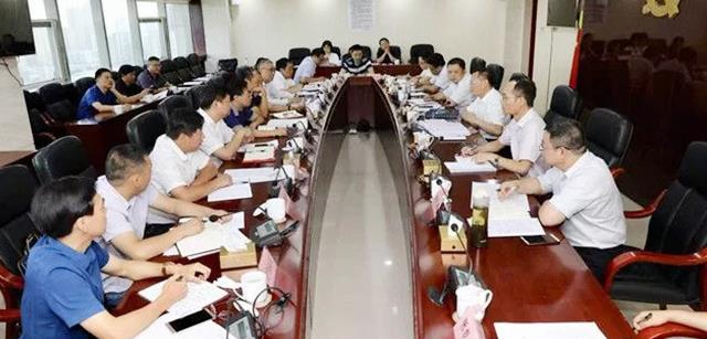 刘钧贻董事长受邀出席长沙市胡忠雄市长主持召开的宁乡花猪产业发展专题座谈会