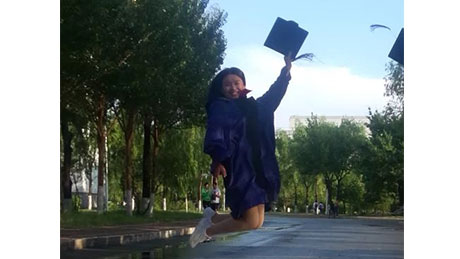 宋玉卓--东北农业大学  硕士
现任：增长剂技术研发，集团的奋斗文化深深的感动鼓励着我，在轻松愉悦的工作氛围中，我的专业知识储蓄量增多了，专业技术也得到了很大的提高。